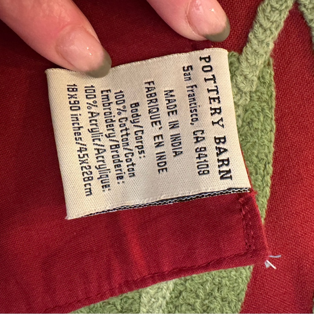 Pottery Barn Mistletoe Christmas Table Runner - Picture 4 of 4